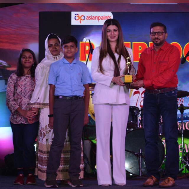 Asian Paints Dealer Excellence Trophy